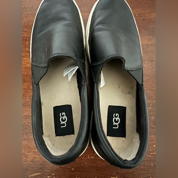 Ugg Womens Kitlyn Black Leather Slip On Comfort Shoes Size 8 - Picture 8 of 10